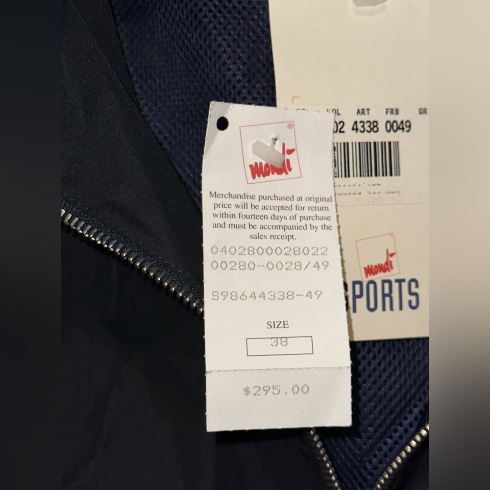 Jacket - Picture 4 of 6